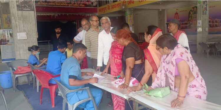 Free medical camp organized by Rotary Club and Shailly Hospital in Dausa, more than 150 patients got benefits