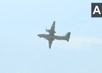 From Rafael to Miraj: India's air power shown on Ganga Expressway