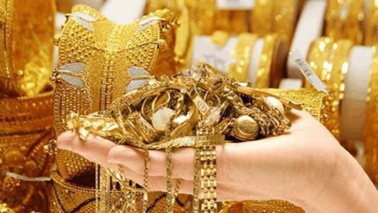 Gold price below Rs 94,000 per 10 grams, silver cheaper