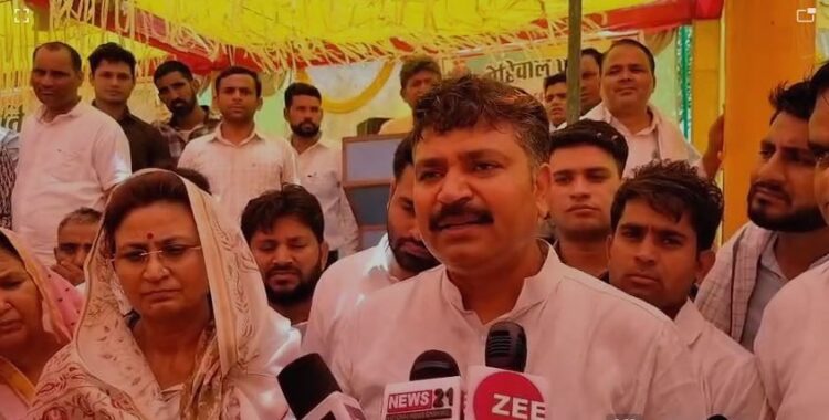 Government is not a circus in the state: Julie