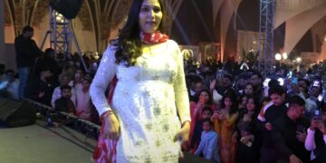 Haryanvi Song: खुल्ले बाल Sapna Choudhary के नए हरियाणवी गाने ने मचाया धमाल