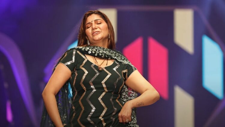 Haryanvi Song: Sapna Chaudhary का चुंदड़ी डांस परफॉर्मेंस 2023 दिल को छू जाने वाला जादू