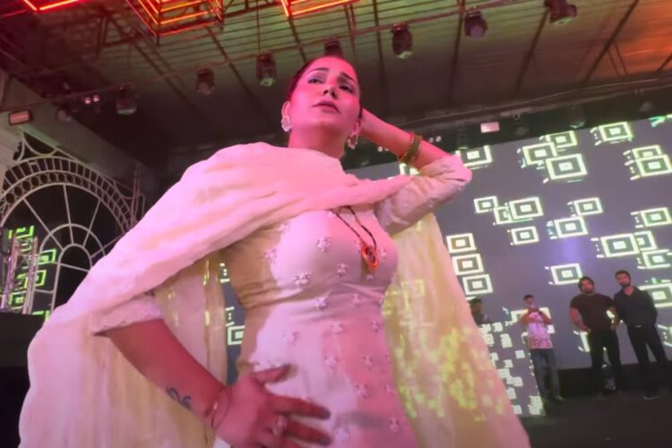 Haryanvi Song: यार विलेजर पर Sapna Choudhary का जबरदस्त डांस नए हरियाणवी गानों से मचाया धमाल