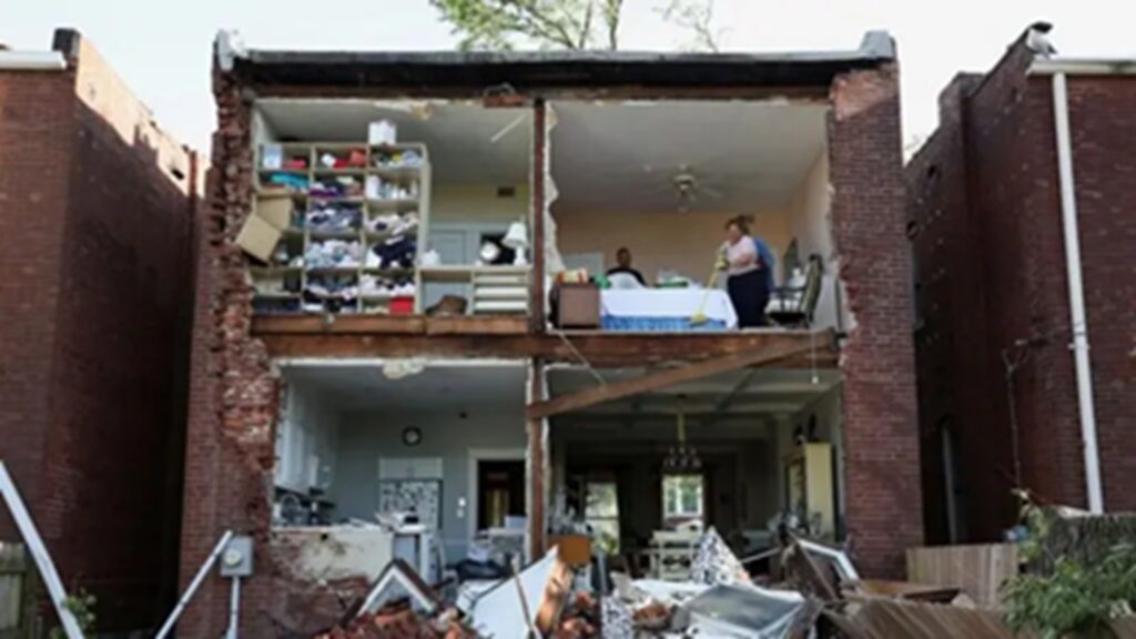 Horrific havoc in America: At least 21 people died in Kentki and Missouri