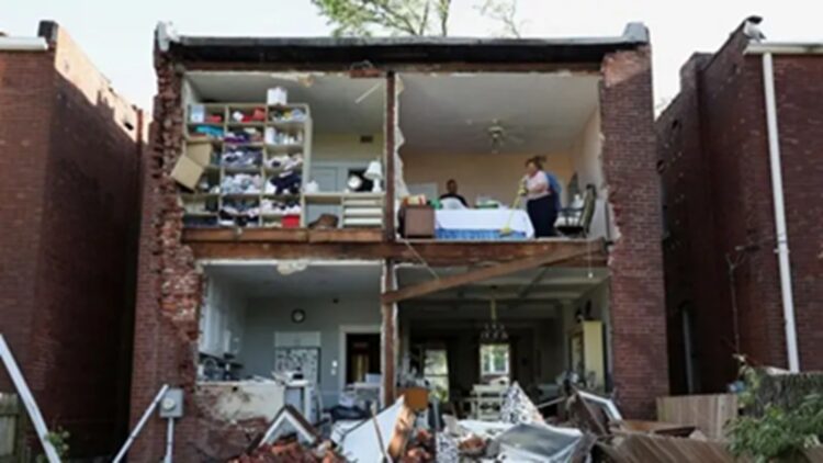 Horrific havoc in America: At least 21 people died in Kentki and Missouri