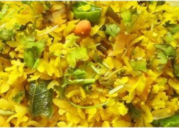 How to make Maharashtrian Style Kanda Poha at home? Healthy recipe for breakfast