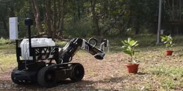 आईआईटी खड़गपुर का नया स्मार्ट ट्रैक्ड रोबोट फसल में रोग का पता लगाने में सक्षम