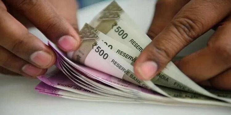 If you are also going to leave the job, then do this work related to PF, otherwise you will not be able to withdraw money