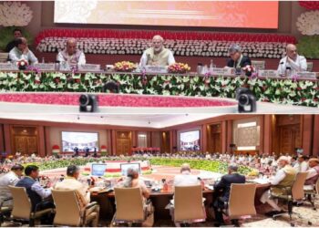 In the meeting of NITI Aayog, PM said- Governments should work like Team India