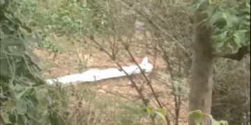 India Pakistan War Update | India Attack Pakistan Update | Pakistani Missile Found in Punjab Hoshiyarpur | China Missile Pl-15E | India Pakistan Latest News | PUNJAB Hoshiyarpur News | PUNJAB Hoshiyarpur News Update | Operation Sindoor 2 | News Track | India Pakistan War Update: Pakistani missile debris found in Punjab: China's Pl-15e used in war for the first time, high alert in India, video | News Track in Hindi