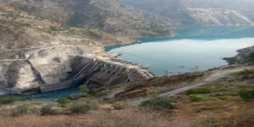 India Stops Water to Pakistan: India stopped the water of Chenab river going to Pakistan at Bagalihar Dam, according to sources, preparations to stop the water from Kishanganga Dam, India stops chenab water flowing to pakistan preparaing to stop jhelum river too