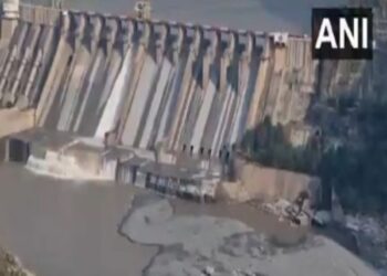 India's 'Water Strike': Chenab's flow after the Sindhu treaty was postponed, there was a stir in Pakistan