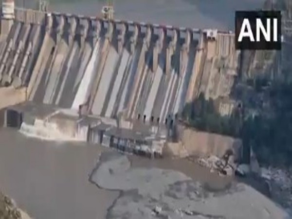 India's 'Water Strike': Chenab's flow after the Sindhu treaty was postponed, there was a stir in Pakistan