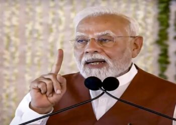 'India's strength is not just a weapon, unity is also unity', PM Modi gave strict message to Pakistan
