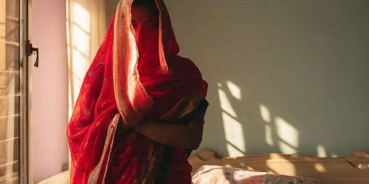 Ishq, permission and denial ... Unique story of husband, wife and that in UP