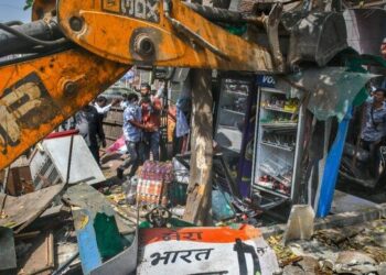 Jamia Nagar: Case reached court for demolishing illegal properties, hearing will be held next week