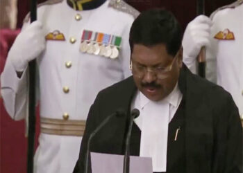 Justice BR Gavai, who became the new Chief Justice of India, President Murmu administered the oath
