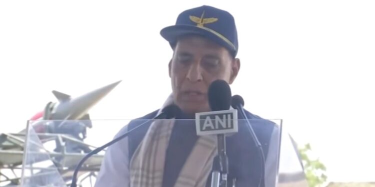 LIVE: Rajnath Singh's address on Bhuj airbase said- This was the trailer, at the right time ...