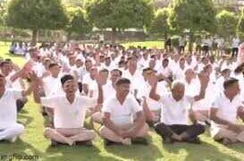 Laughter Yoga organized in Jaipur Commissionerate, know traffic, police station and line policemen in the video