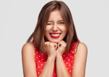 Lemon can eliminate yellowness on teeth, know how to use