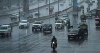 Light rain in the capital Delhi, 'Orange' alert issued