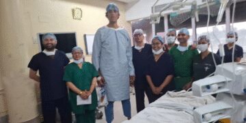 पीजीआईएमईआर में पिट्यूटरी ट्यूमर के इलाज के लिए ‘सबसे लंबे आदमी’ की सर्जरी की गई