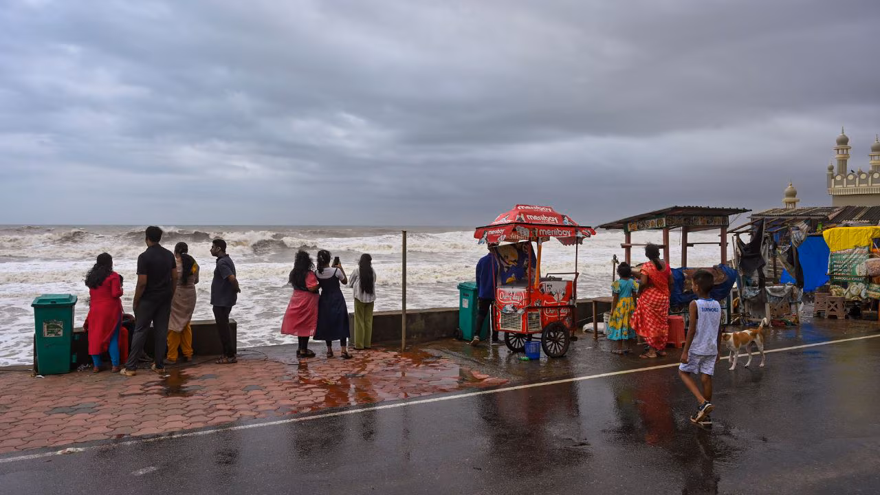 Mansoon 2025: Monsoon has arrived. Note your kingdom, the rainy season. Jhajjham will rain this time.