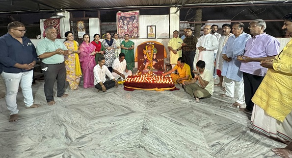 Maruti Mahamangal Archan ritual concluded at Sri Pitambara Ashram