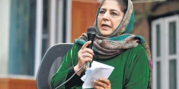 No war option between India and Pakistan, it will destroy in both countries: PDP