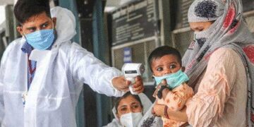 नोएडा : कोविड संक्रमण के मरीज हुए 10, स्वास्थ्य विभाग ने कहा डरने की जरूरत नहीं, सावधानी बरतें