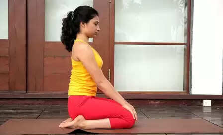 Obesity will be reduced by doing Vajrasana 5 minutes daily, relief from body pain will be relieved