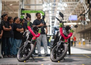 Ola started delivery of roadsterx bikes from today, know the price and range here