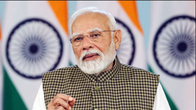 PM Modi Gujarat Visit | PM Modi Gujarat Visit Live Updates | PM Modi in Gujarat | PM Modi Gujarat Road Show | Gujarat News | Operation Sindoor | , After Operation Sindoor, PM Modi will go to Gujarat today, will take out three road shows, will give gift of projects. News Track in Hindi