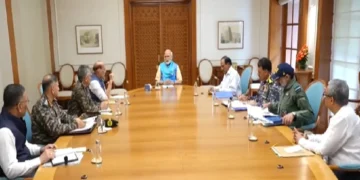 PM Modi Operation Sindoor Meeting: PM Modi reviewed Operation Sindoor issued against Pakistan, Discussion on strategy with all three army chiefs, PM Modi reviewed operation Sindoor Against Pakistan Army and Terrists with Tri Service Chaife