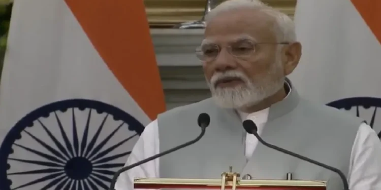 PM Modi on Terrorism: 'Will take decisive action against terrorists and those who support them', Bagger PM Modi again gave a tough warning, without taking name of Pak PM Modi says