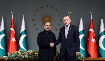 Pakistan, destroyed by attacks, sought debt from the world, said- the enemy caused heavy losses