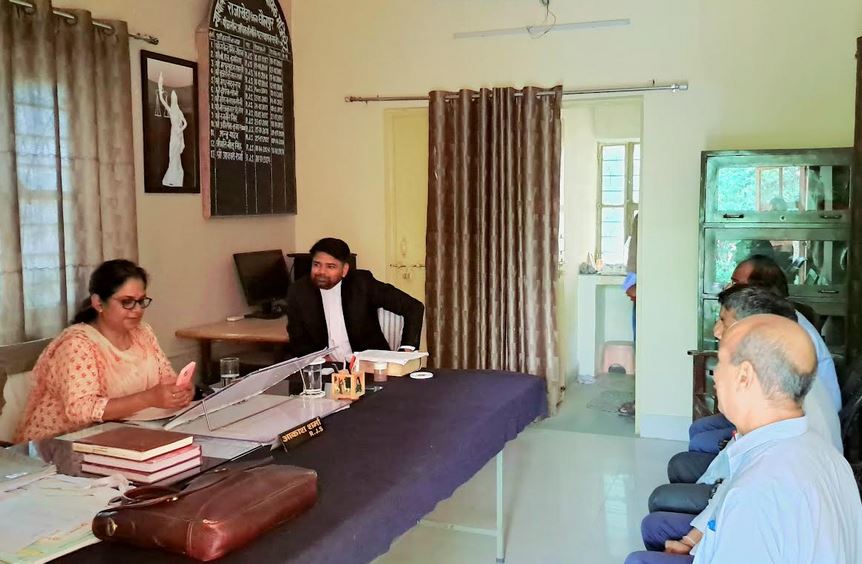 Participate your participation in the disposal of cases through National Lok Adalat: Rekha Yadav