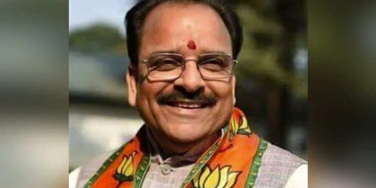 Politician Ajay Bhatt | Politician Ajay Bhatt Biography | Politician Ajay Bhatt Wikipedia Age Early Life Family and Net Worth BJP Leader Ajay Bhat Political Career in Hindi | Newstrack Hindi News | Politician Ajay Bhatt Wikipedia: Ajay Bhatt is a lawyer, social worker and combative public, know his journey from struggle to summit. News Track in Hindi