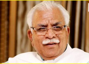 Politician Manohar Lal Khattar | Manohar Lal Khattar Wikipedia Birthday Age Family Wife Early Life and Net Worth Haryana Former Chief Minister | Newstrack Hindi News | Special News in Hindi Samachar | Manohar Lal Khattar Birthday: Manohar Lal Khattar journey from farmer family to Chief Minister. News Track in Hindi