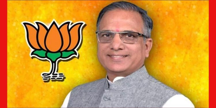 Politician Sudhir Gupta Biography | Politician Sudhir Gupta Lifestyle | Politician Sudhir Gupta Early Life | Politician Sudhir Gupta Education | Politician Sudhir Gupta Family | Sudhir Gupta Political Career | NewsTrack Hindi News | Special News in Hindi Samachar | Politician Sudhir Gupta Biography: Sudhir Gupta- A public representative dedicated to service, ideology and development. News Track in Hindi