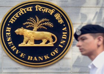 RBI imposed a thick fine on these legendary banks, due to this, now a large amount will have to be paid