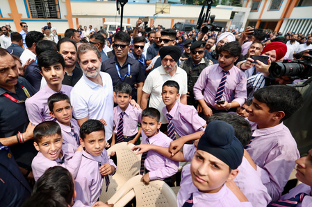 Rahul Gandhi reached Poonch in Jammu and Kashmir, meet victims of Pakistani firing, assured all possible help