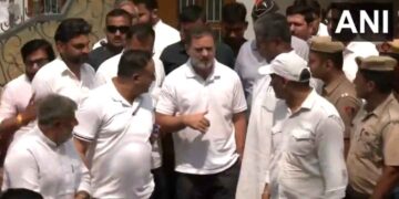 Rahul Gandhi reached the house of Lieutenant Vinay Narwal, who lost his life in Pahalgam terror attack, met family members