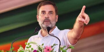 Rahul Gandhi will go to Poonch on Saturday, will meet families affected by Pakistani shelling