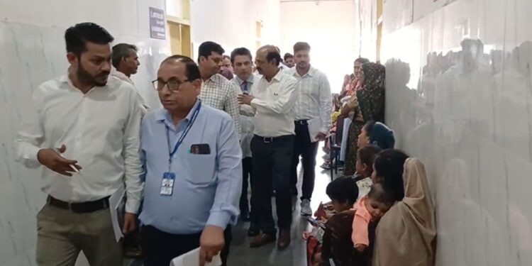 Rajmas State Team's surprise inspection of hospitals in Bharatpur, instructions to improve arrangements