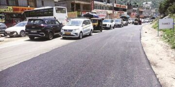 सुरक्षा और संपर्क बढ़ाने के लिए कुल्लू-मनाली एनएच-03 पर पुनर्निर्माण कार्य जारी