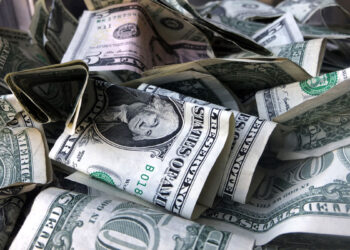 'Returned the fools come to the house', this idiom is fit on foreign investors, know why?