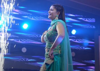 Haryanvi Song: Sapna Choudhary का दमदार डांस परफॉर्मेंस जब ‘हिचकी’ ने हरियाणवी गानों को बना दिया खास