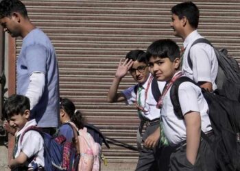 Schools in Kashmir, leaving border districts after Indo-Pak ceasefire, opened college again