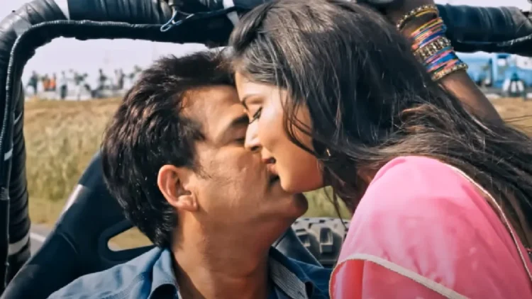 See in free Anjana Singh and Ravi Kishan's strong film, love and politics will get mix cocktail